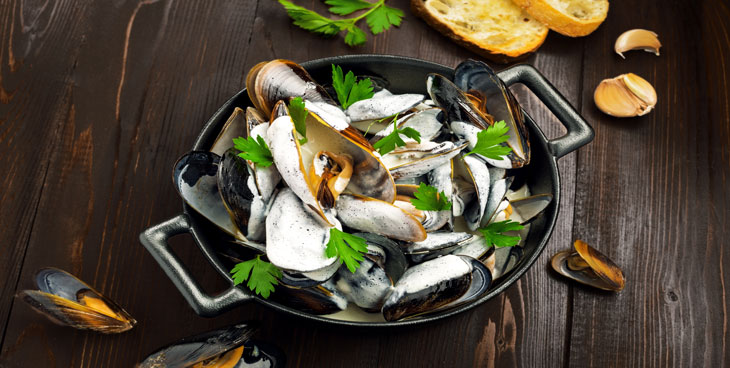 Moules frites sauce roquefort