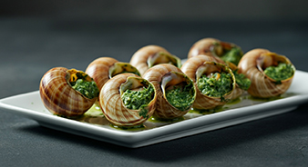 Escargots au beurre persillé